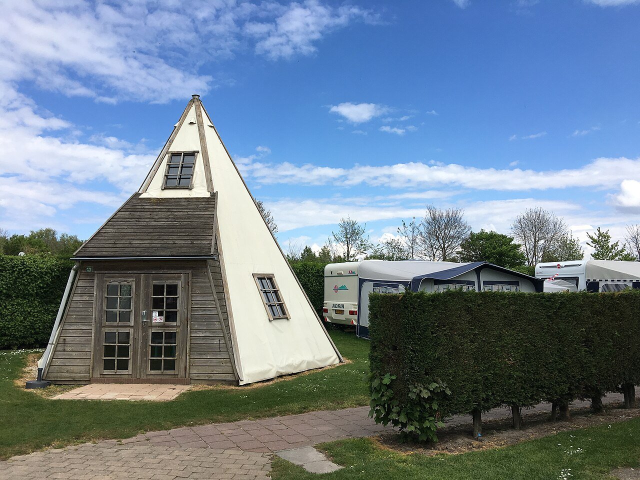 Delftse Hout — hetero ontmoetingsplek in Delft