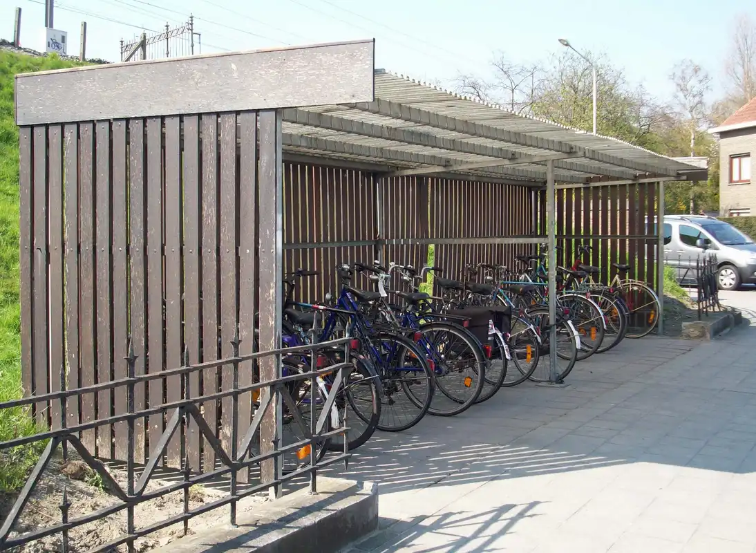 Parking Station Brugge — hetero ontmoetingsplek in Torhout