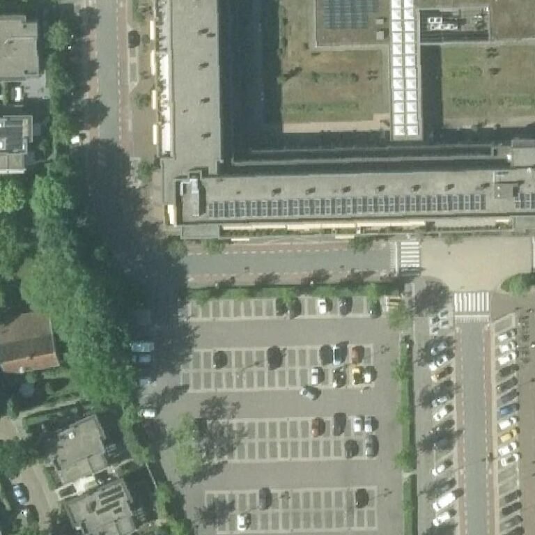 Luchtfoto Sexparkeerplaats Oegstgeest — © Kadaster/PDOK