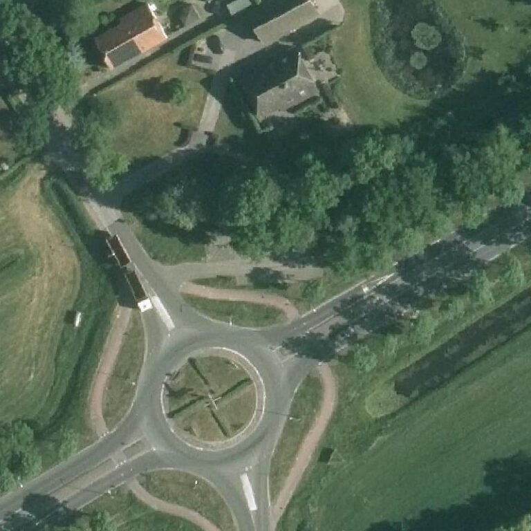 Luchtfoto Sexparkeerplaats Ruinerwold — © Kadaster/PDOK