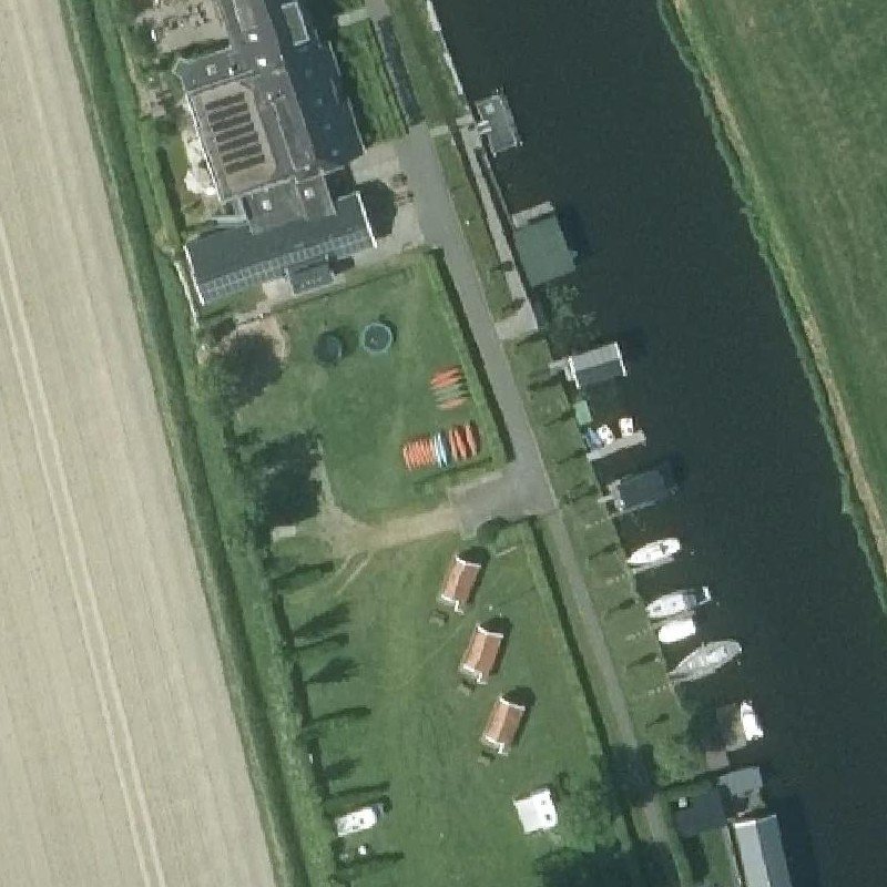 Luchtfoto Rustpunt Aduarderzijl — © Kadaster/PDOK