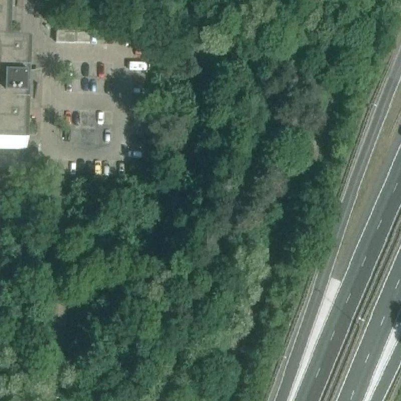 Luchtfoto Bosjes langs snelweg A27 (Heusdenhout) (cruising spot) — © Kadaster/PDOK